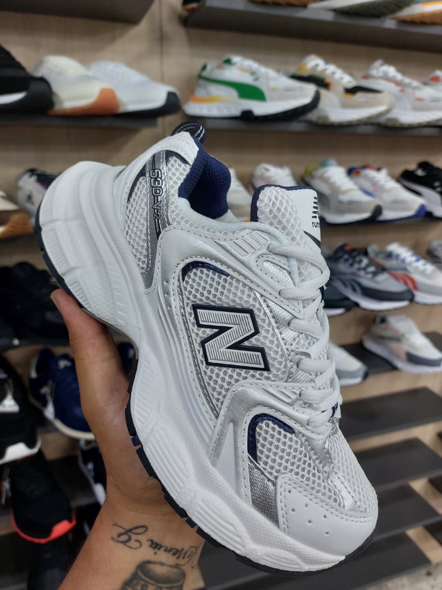 Tenis Ref. 051